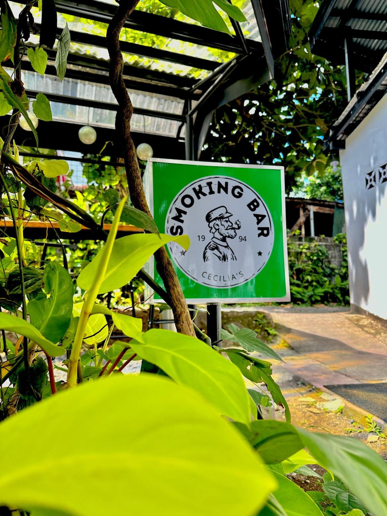 Fernando'S Hotel Sorsogon Esterno foto
